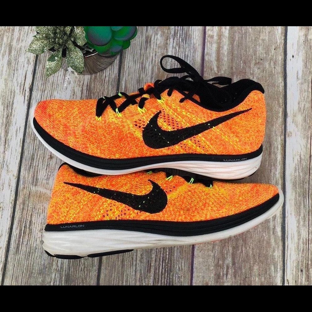 Nike Flyknit lunar 3 running shoes - size 7.5
